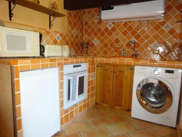 Appartement empereur auguste à La Turbie Extérieur photo